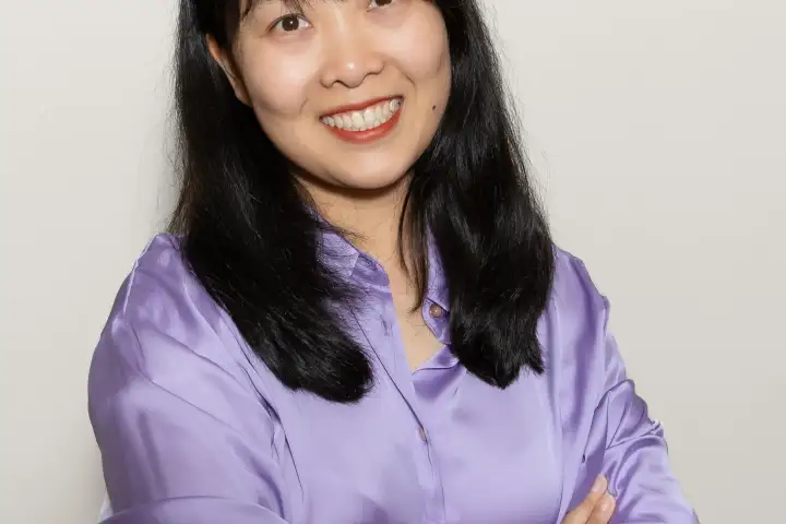 Studio vs Environmental Headshots: Choosing the Right Style for Your Perth Team