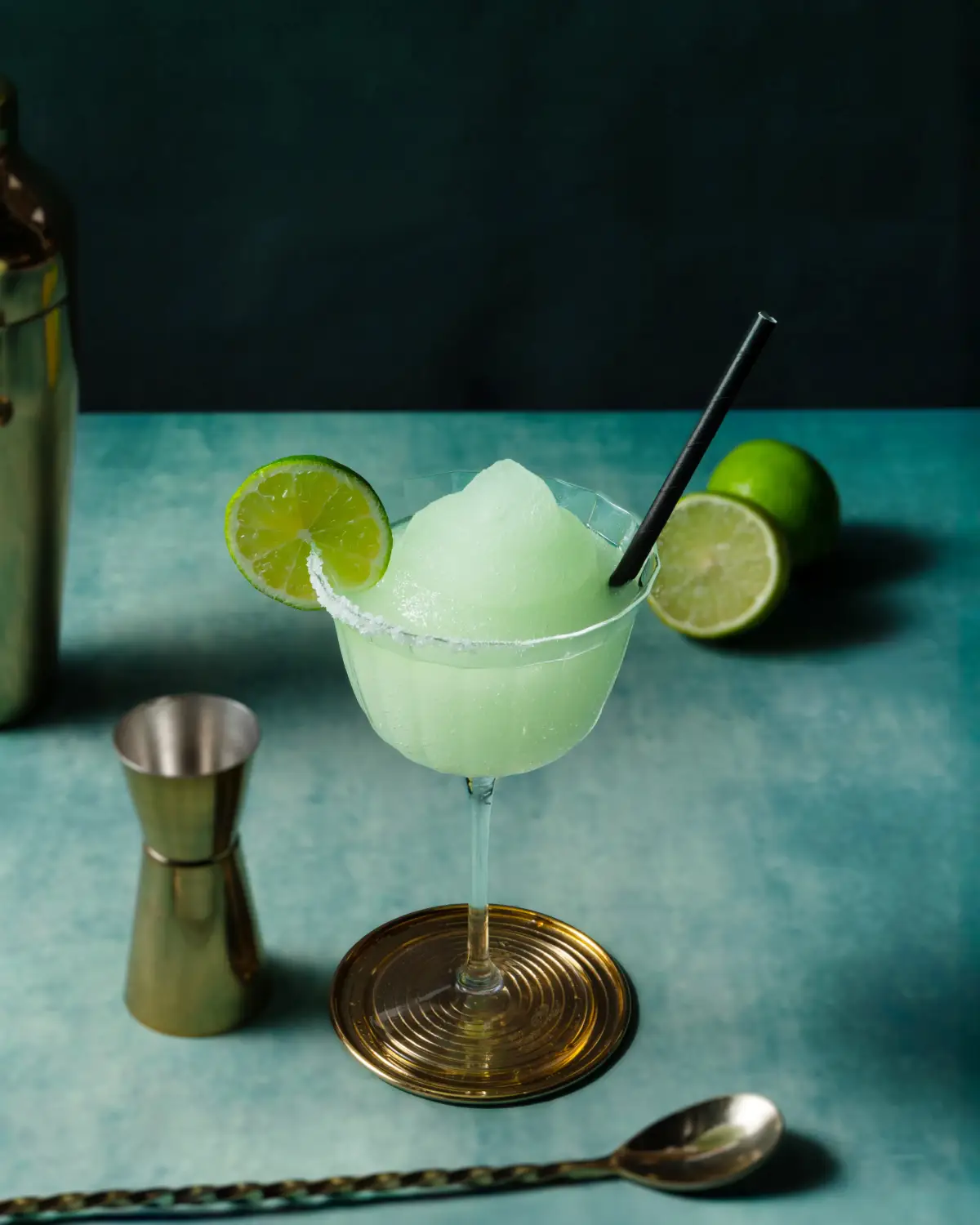 Frozen lime cocktail styled for drinks photography at Io e Te