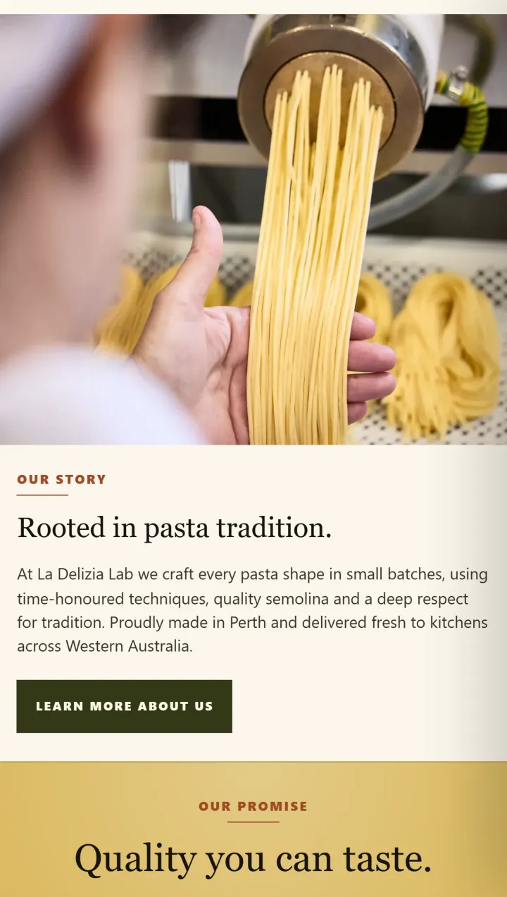 La Delizia Lab website about section showing the fresh pasta-making process and artisan production story.